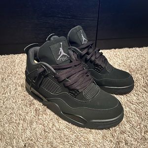 Air Jordan 4 “Black Cat” size 12